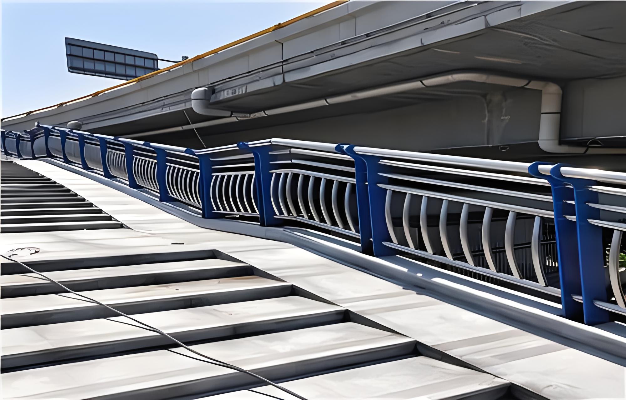 盐城不锈钢桥梁护栏维护方案：确保安全，延长使用寿命